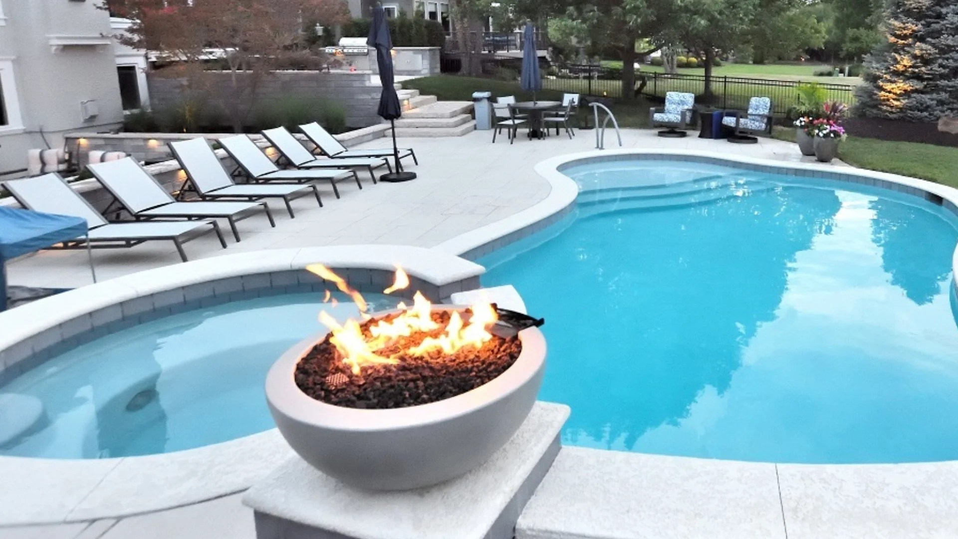 Is a Gunite Pool a Good Investment?