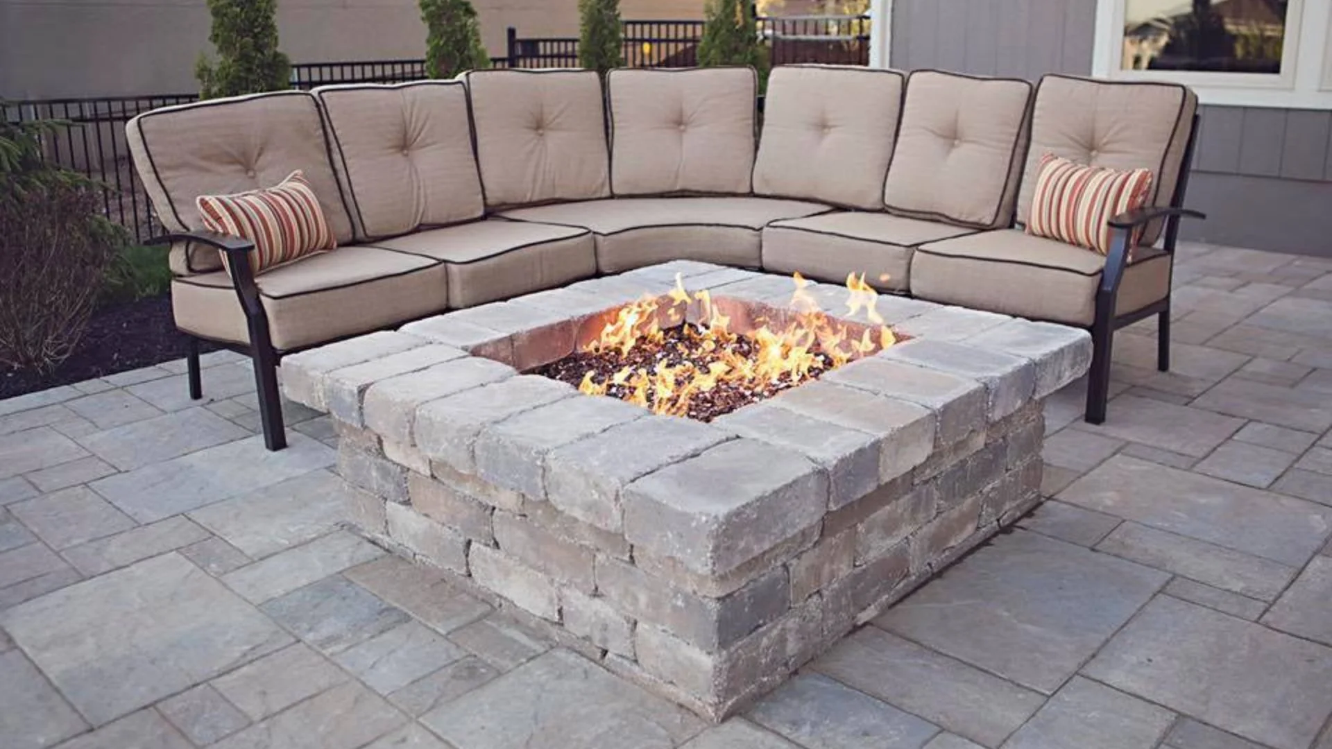 3 Things You’ll Need to Consider When Designing a Fire Pit From Scratch
