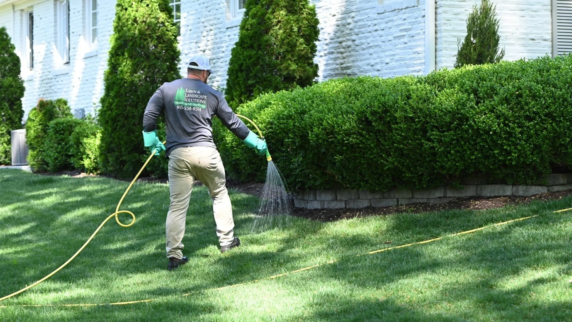 A Fall Fertilization Treatment Is Essential for the Health of Your Lawn