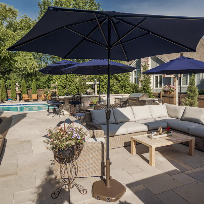 Beautiful outdoor living space patio and pool near Leawood, KS.